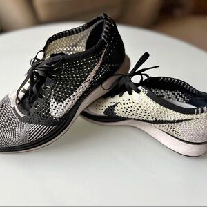 Nike Flyknit Racer Black/ White Volt